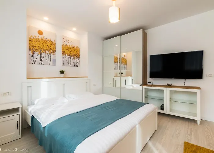 Red Fountain * Brasov