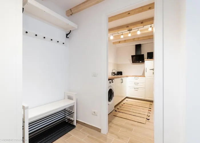 Apartment Red Fountain *